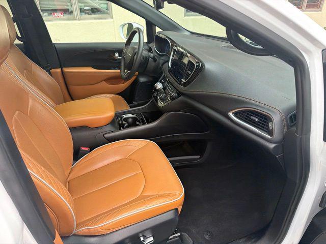 2022 Chrysler Pacifica Pinnacle AWD