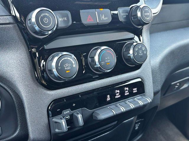 2026 Ram 1500 Warlock Crew Cab 4x4 57 Box