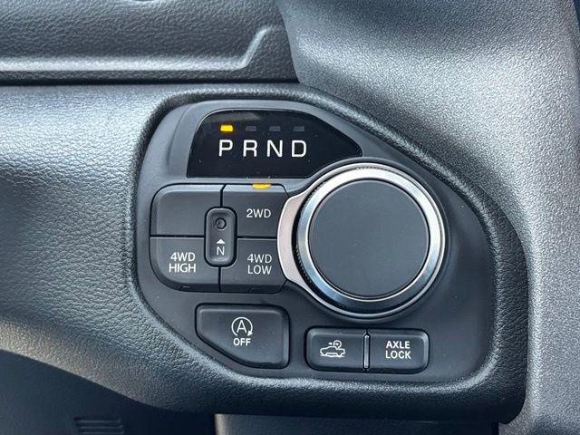 2026 Ram 1500 Warlock Crew Cab 4x4 57 Box