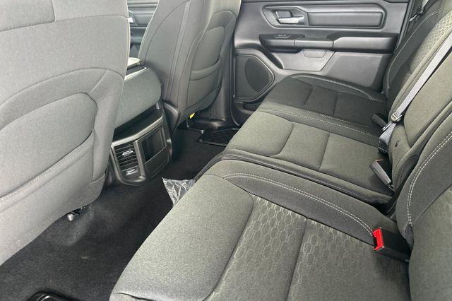 2026 Ram 1500 Express Crew Cab 4x4 57 Box
