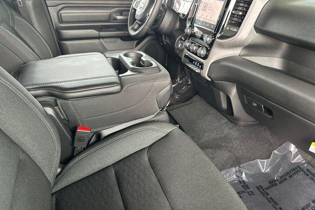 2026 Ram 1500 Express Crew Cab 4x4 57 Box