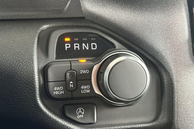 2026 Ram 1500 Express Crew Cab 4x4 57 Box