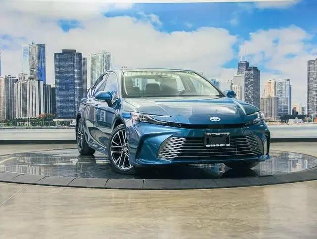 2025 Toyota Camry XLE for sale in Lake Bluff, IL