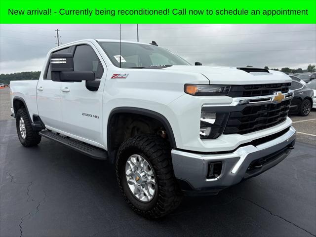 2024 Chevrolet Silverado 2500HD 4WD Crew Cab Standard Bed LT for sale in VALDESE, NC