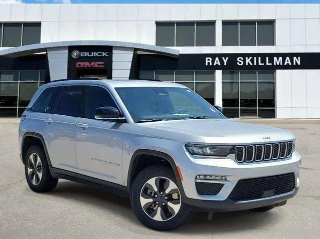 2024 Jeep Grand Cherokee Base for sale in Indianapolis, IN