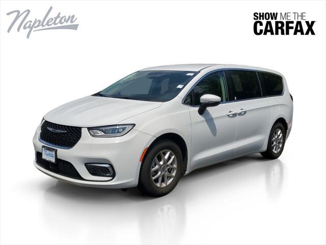 2023 Chrysler Pacifica Touring L for sale in CALUMET CITY, IL