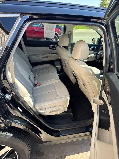 2023 Kia Sorento S