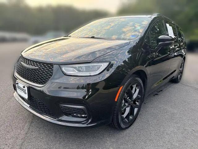 2025 Chrysler Pacifica Limited for sale in Glen Allen, VA