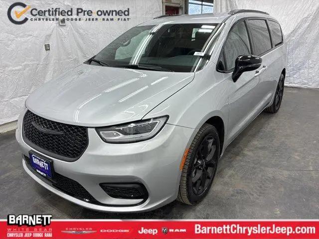 2024 Chrysler Pacifica Touring L AWD for sale in White Bear Lake, MN