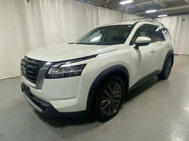 2022 Nissan Pathfinder SL 4WD for sale in Utica, NY