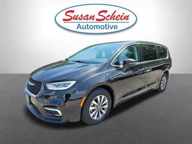 2024 Chrysler Pacifica Hybrid Select for sale in Pelham, AL
