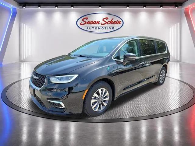 2024 Chrysler Pacifica Hybrid Select for sale in Pelham, AL