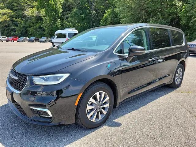 2024 Chrysler Pacifica Hybrid Select for sale in Pelham, AL