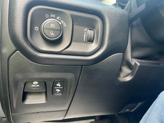 2021 Ram 1500 Big Horn Crew Cab 4x4 57 Box