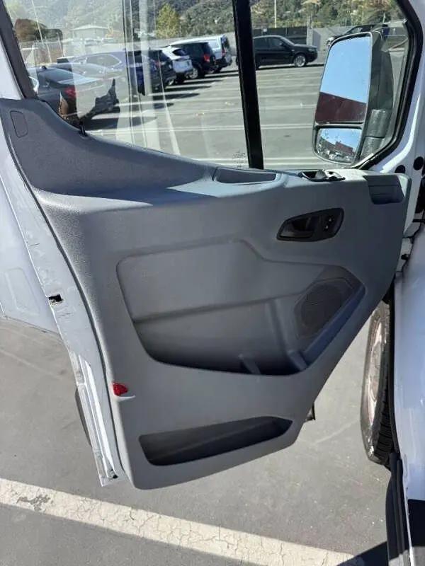 2018 Ford Transit T-250