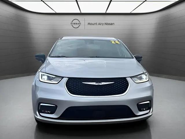 2024 Chrysler Pacifica Touring L for sale in Mount Airy, NC