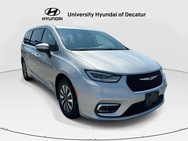 2023 Chrysler Pacifica Hybrid Touring L for sale in Decatur, AL