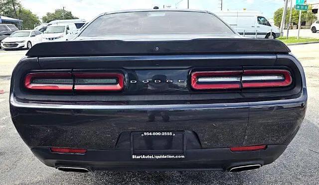 2018 Dodge Challenger SXT