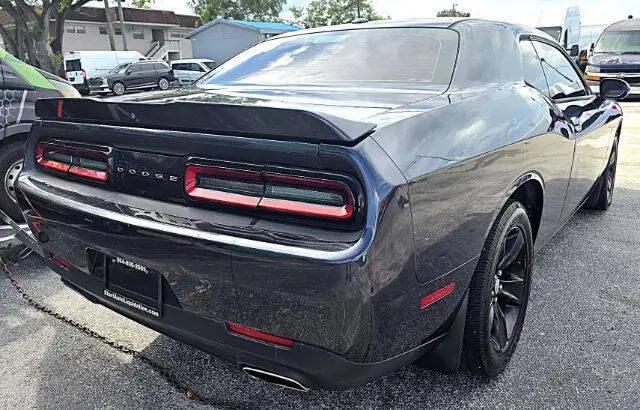 2018 Dodge Challenger SXT