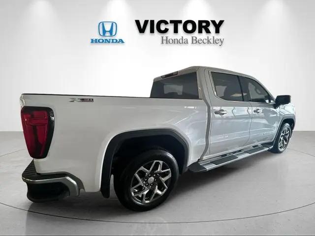 2023 GMC Sierra 1500 4WD Crew Cab Short Box SLT