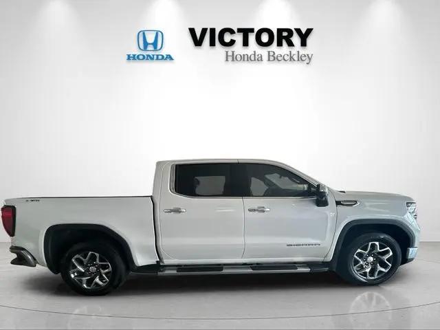 2023 GMC Sierra 1500 4WD Crew Cab Short Box SLT