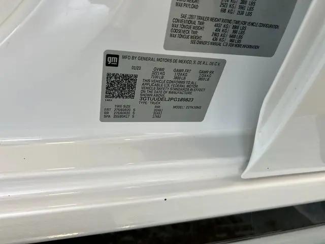 2023 GMC Sierra 1500 4WD Crew Cab Short Box SLT