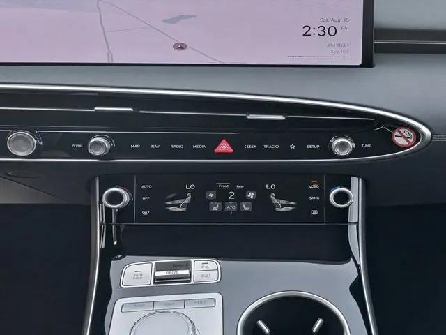 2026 Genesis GV70 2.5T