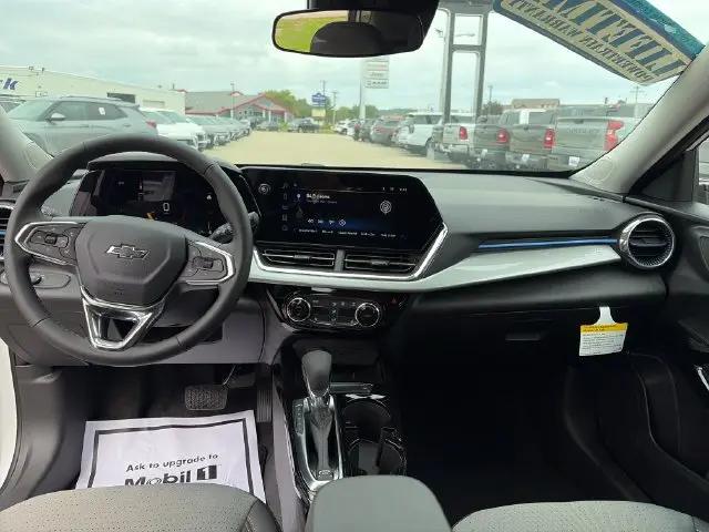 2026 Chevrolet Trax FWD LT