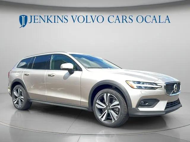 2026 Volvo V60 Cross Country Plus, B5 AWD Gas mild hybrid for sale in Ocala, FL