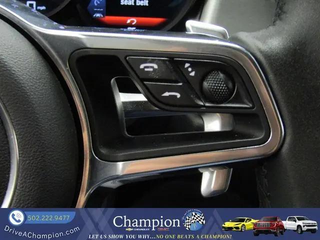 2020 Porsche Macan Macan