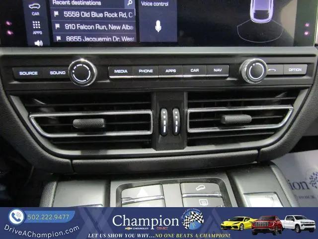 2020 Porsche Macan Macan