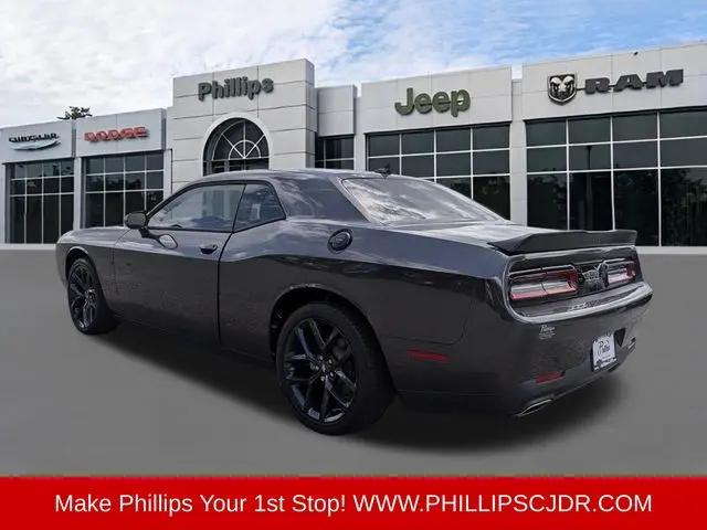 2023 Dodge Challenger SXT