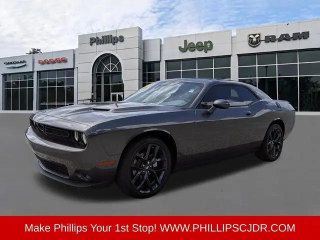 2023 Dodge Challenger SXT