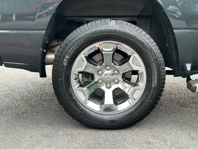 2019 Ram 1500 Big Horn/Lone Star Crew Cab 4x4 57 Box
