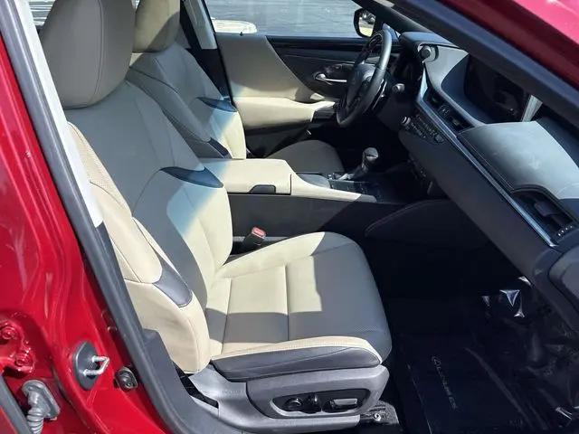2021 Lexus ES 300h ES 300h