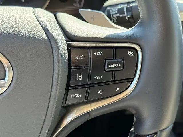 2021 Lexus ES 300h ES 300h