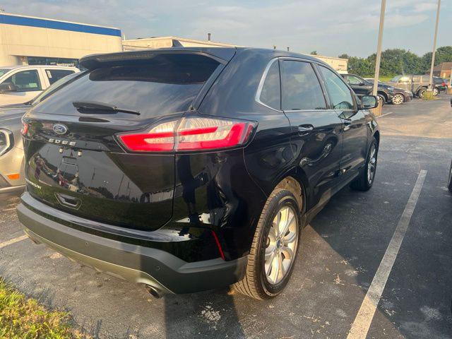2021 Ford Edge Titanium