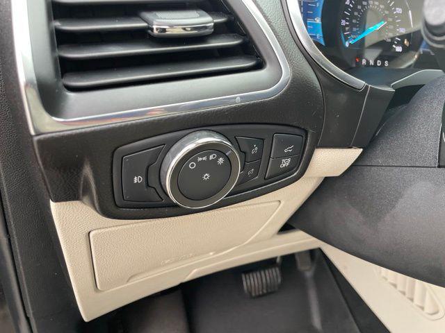 2021 Ford Edge Titanium