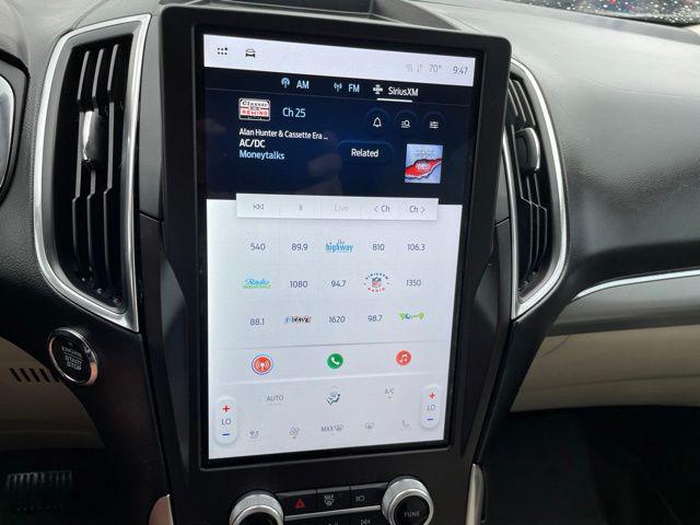 2021 Ford Edge Titanium