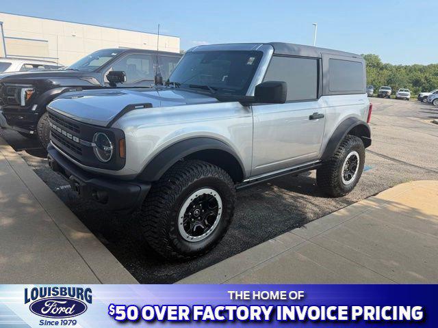 2023 Ford Bronco Black Diamond for sale in Louisburg, KS