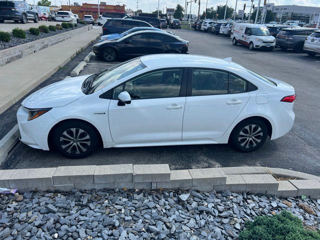 2020 Toyota Corolla Hybrid LE for sale in Naperville, IL