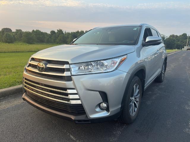 2017 Toyota Highlander XLE for sale in Paducah, KY