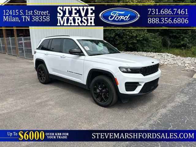 2025 Jeep Grand Cherokee Altitude 4x4 for sale in Milan, TN