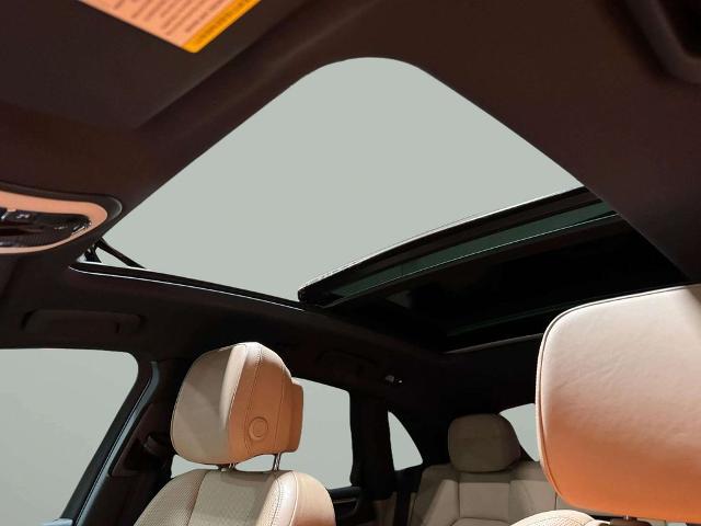 2023 Porsche Macan T