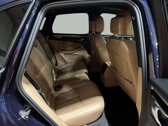 2023 Porsche Macan T