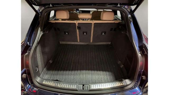 2023 Porsche Macan T
