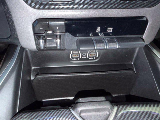 2021 Ram 1500 Lone Star Quad Cab 4x2 64 Box