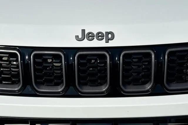 2025 Jeep Compass Latitude 4x4