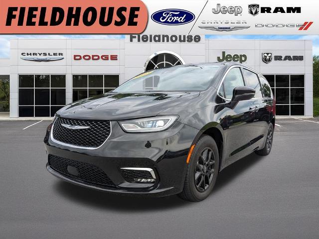 2023 Chrysler Pacifica Touring L for sale in Demotte, IN