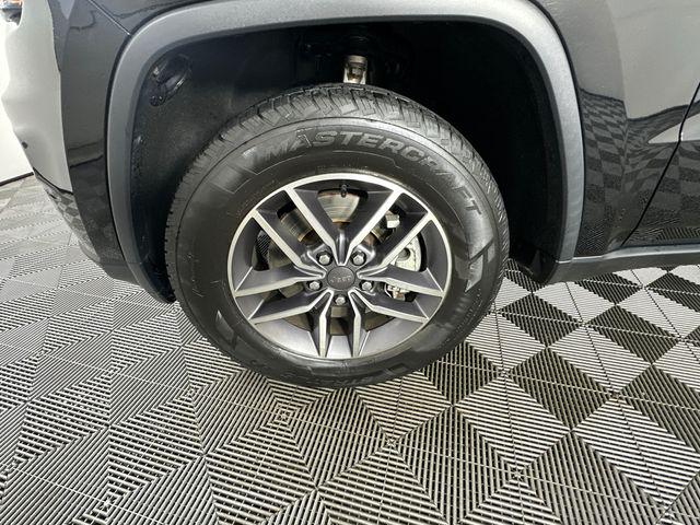 2021 Jeep Grand Cherokee Limited 4x4 2021 Jeep Grand Cherokee Limited 4x4